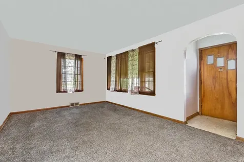 906 Georgia Street Joliet IL 60435