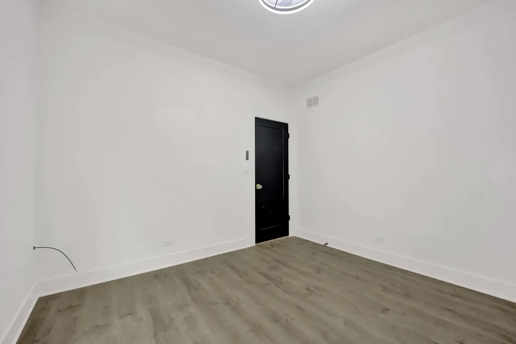 1122 North Latrobe Avenue Chicago IL 60651