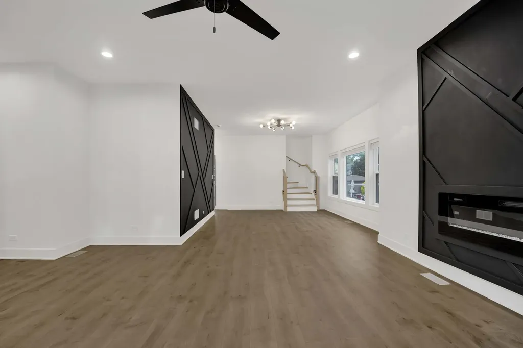 1122 North Latrobe Avenue Chicago IL 60651