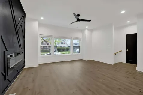 1122 North Latrobe Avenue Chicago IL 60651