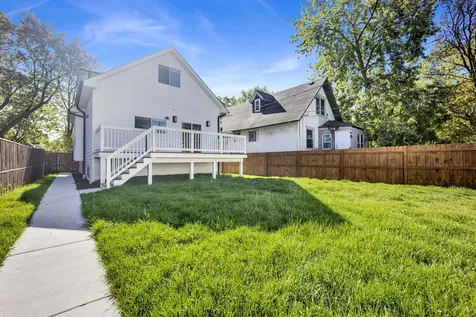 1122 North Latrobe Avenue Chicago IL 60651