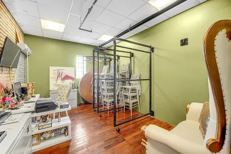 2701 West 87th Street Evergreen Park IL 60805