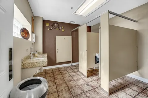 2701 West 87th Street Evergreen Park IL 60805