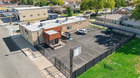 2701 West 87th Street Evergreen Park IL 60805
