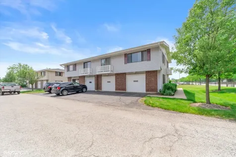 2 Dennis Court Schaumburg IL 60193