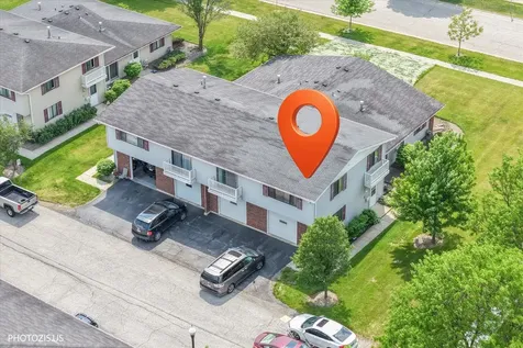 2 Dennis Court Schaumburg IL 60193