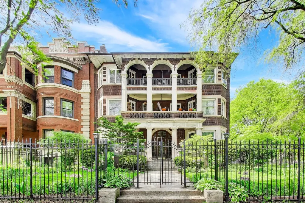 5036 South Drexel Boulevard Chicago IL 60615