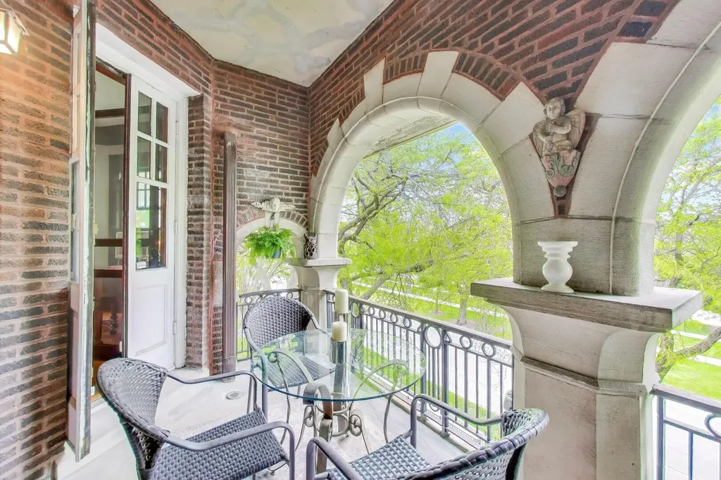 5036 South Drexel Boulevard Chicago IL 60615