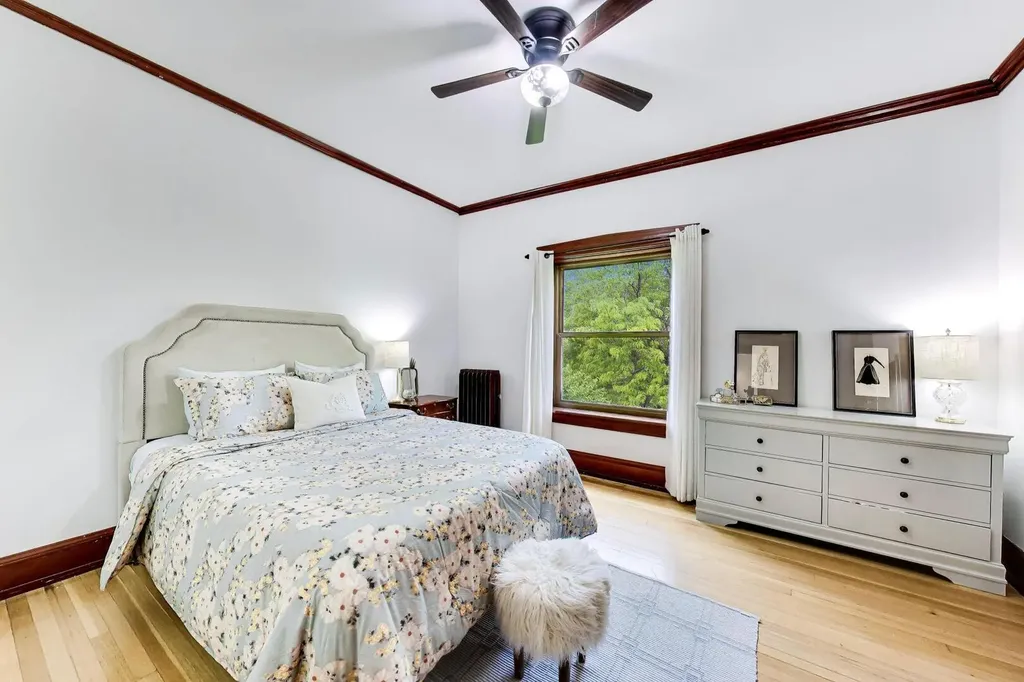5036 South Drexel Boulevard Chicago IL 60615