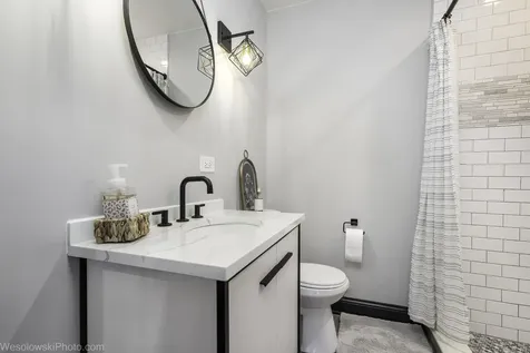 3024 North 76th Avenue Elmwood Park IL 60707