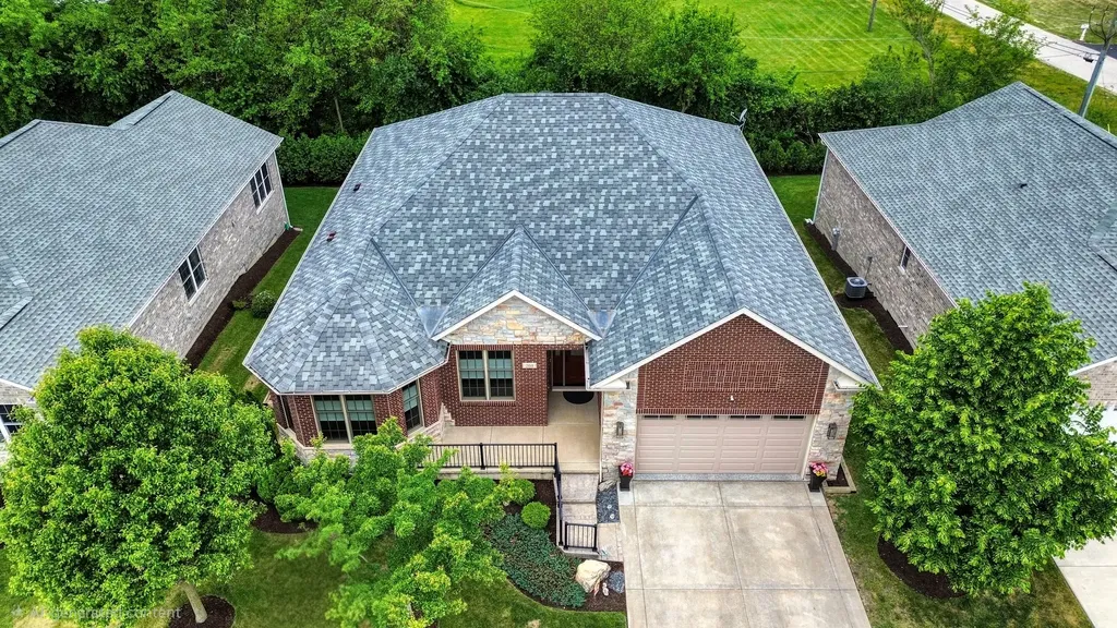 204 Donmor Drive Bloomingdale IL 60108