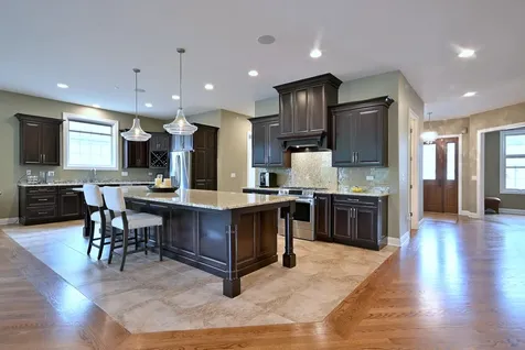 204 Donmor Drive Bloomingdale IL 60108