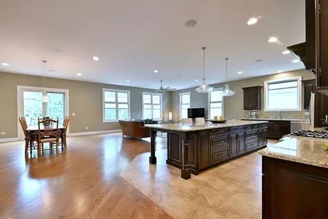 204 Donmor Drive Bloomingdale IL 60108