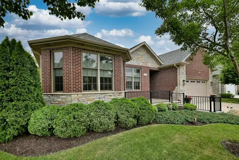 204 Donmor Drive Bloomingdale IL 60108