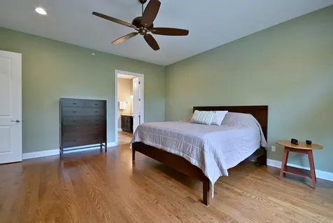 204 Donmor Drive Bloomingdale IL 60108