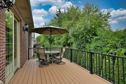 204 Donmor Drive Bloomingdale IL 60108