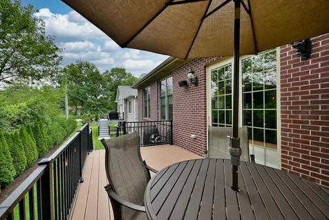 204 Donmor Drive Bloomingdale IL 60108