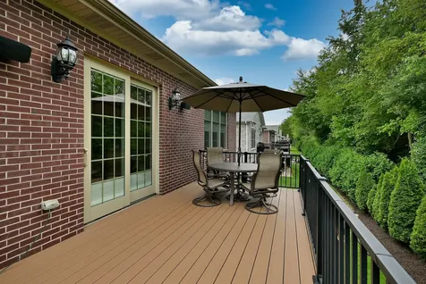 204 Donmor Drive Bloomingdale IL 60108