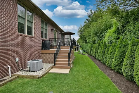 204 Donmor Drive Bloomingdale IL 60108