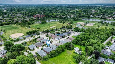204 Donmor Drive Bloomingdale IL 60108
