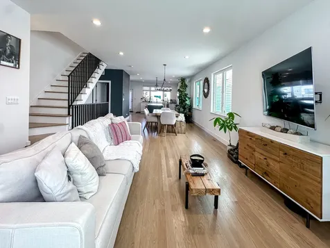 2528 West Polk Street Chicago IL 60612