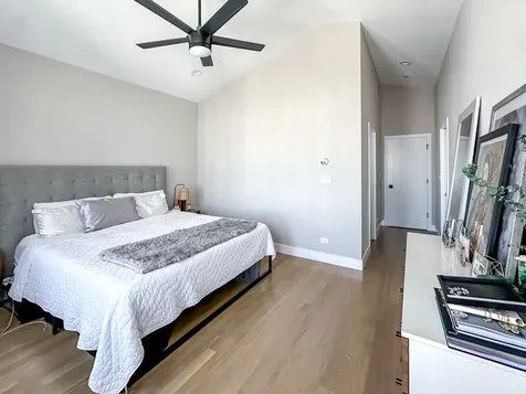 2528 West Polk Street Chicago IL 60612