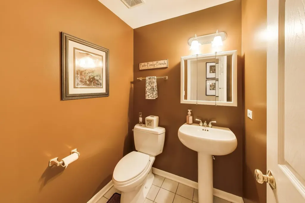 24W066 St Charles Road Wheaton IL 60187