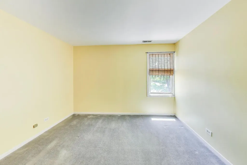 24W066 St Charles Road Wheaton IL 60187