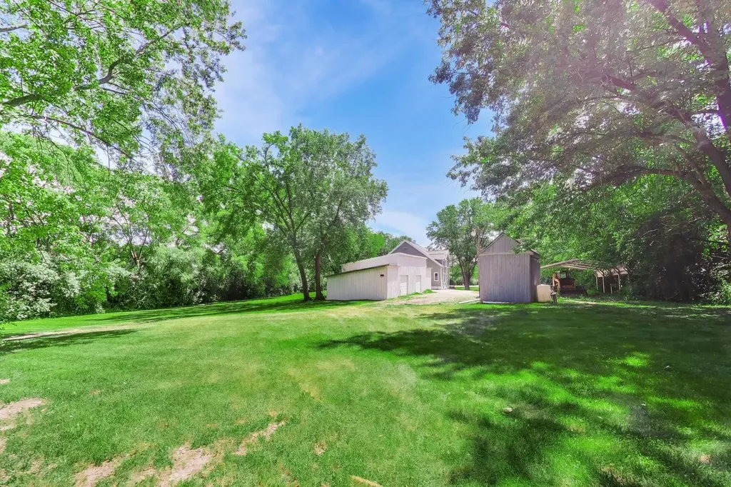24W066 St Charles Road Wheaton IL 60187