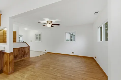 440 Aster Lane Hoffman Estates IL 60169