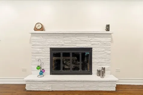 1725 Sunset Ridge Road Glenview IL 60025