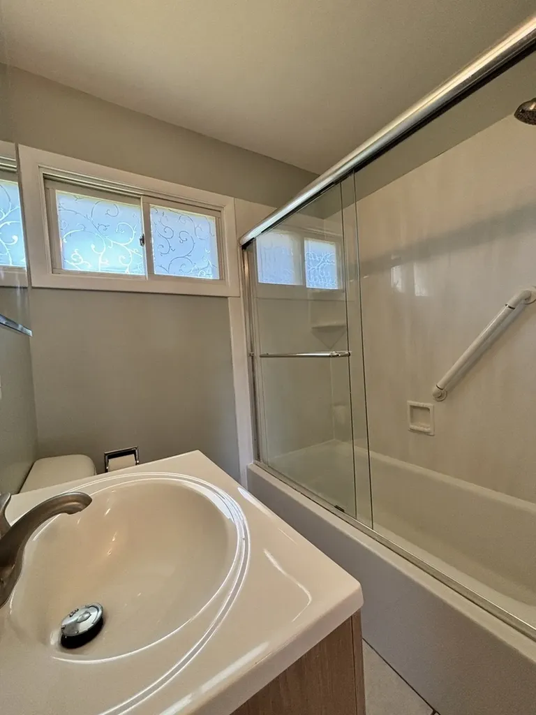 533 East Elm Street Wheaton IL 60189