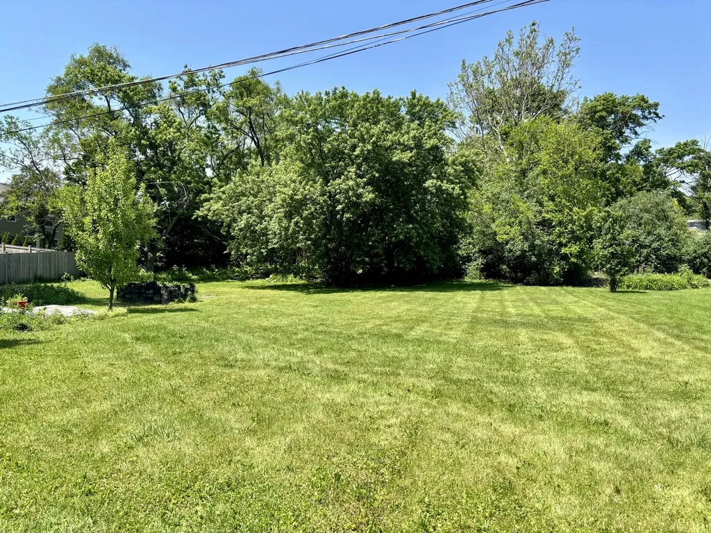 533 East Elm Street Wheaton IL 60189