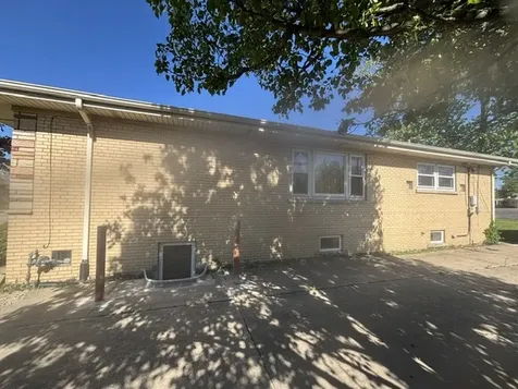 733 Caryn Circle South Holland IL 60473