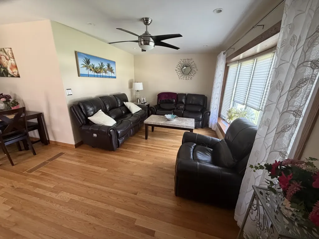 3442 Prairie Avenue Brookfield IL 60513
