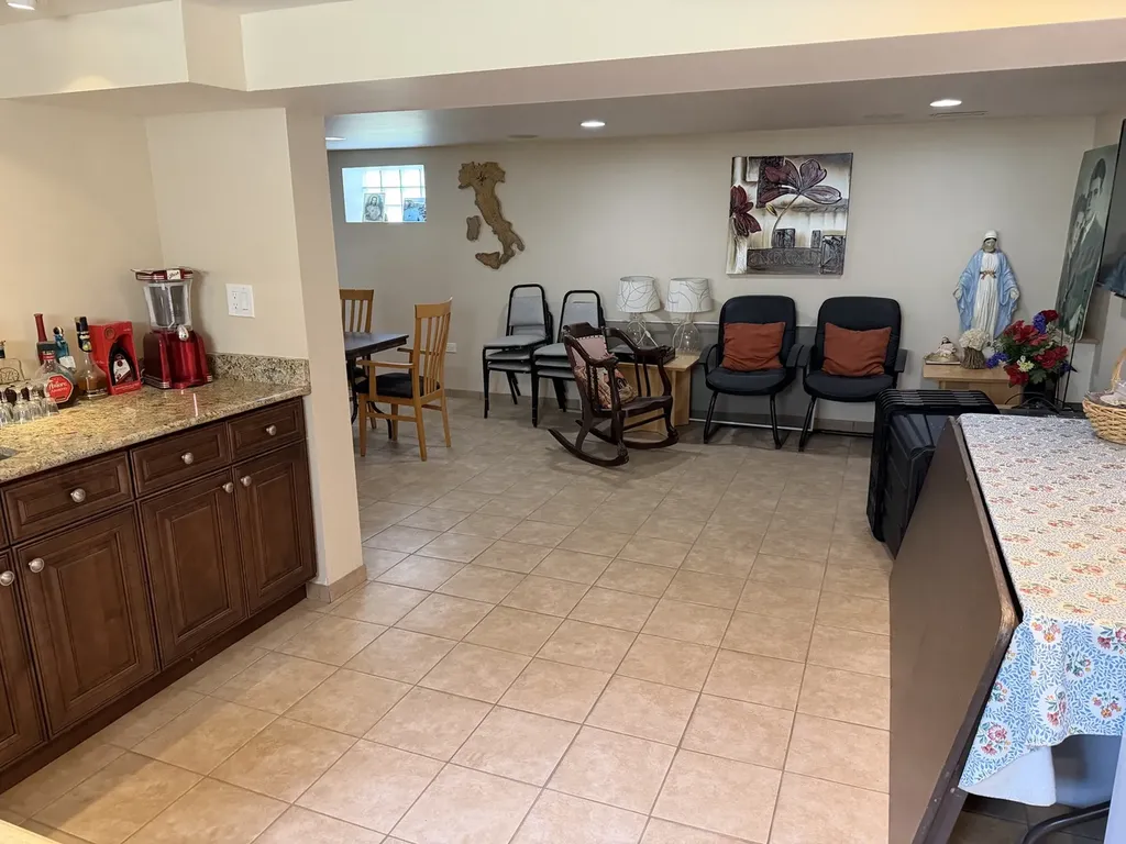 3442 Prairie Avenue Brookfield IL 60513