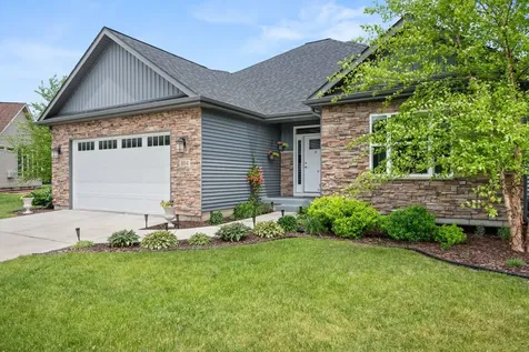 104 Larking Avenue Dekalb IL 60115