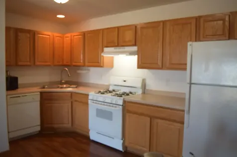 565 North Strack Street Cortland IL 60112