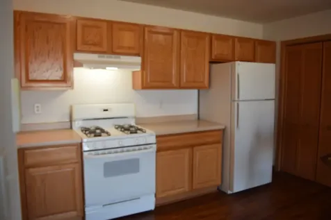 565 North Strack Street Cortland IL 60112