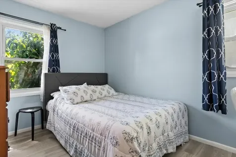 306 Hale Avenue Romeoville IL 60446