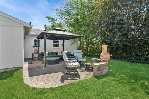 306 Hale Avenue Romeoville IL 60446