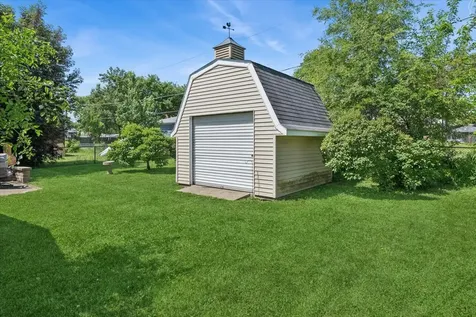 306 Hale Avenue Romeoville IL 60446