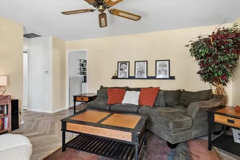 306 Hale Avenue Romeoville IL 60446