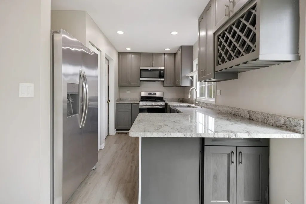 3261 Bremerton Lane Aurora IL 60504