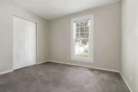 3261 Bremerton Lane Aurora IL 60504