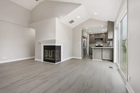3261 Bremerton Lane Aurora IL 60504