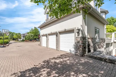 10 Clubside Court Burr Ridge IL 60527