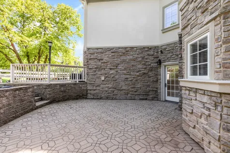 10 Clubside Court Burr Ridge IL 60527