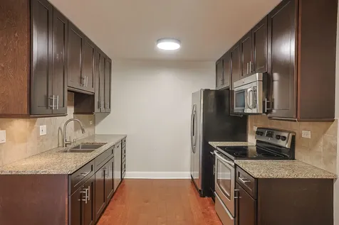 3101 Toulon Drive Northbrook IL 60062