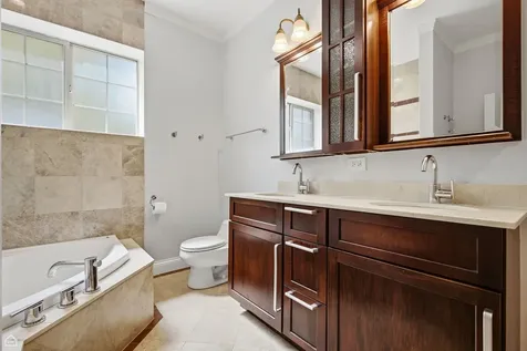 4755 North Kilbourn Avenue Chicago IL 60630